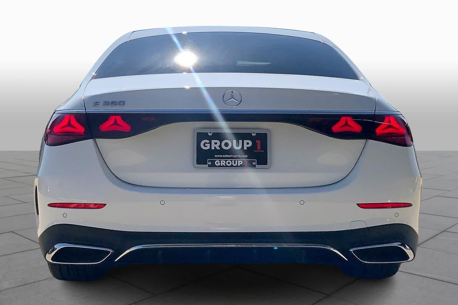 New 2026 Polar White Mercedes-Benz E 350 image 4