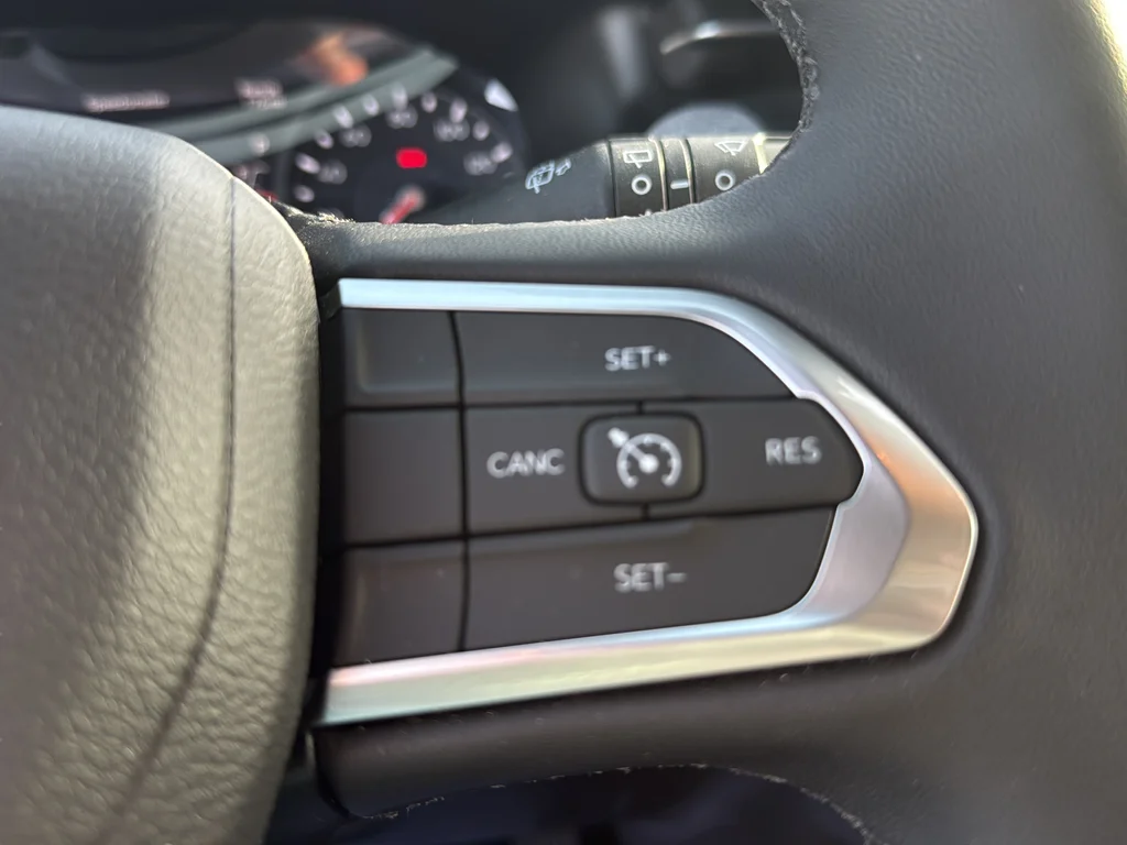 Certified Used 2025 White Jeep Latitude image 19