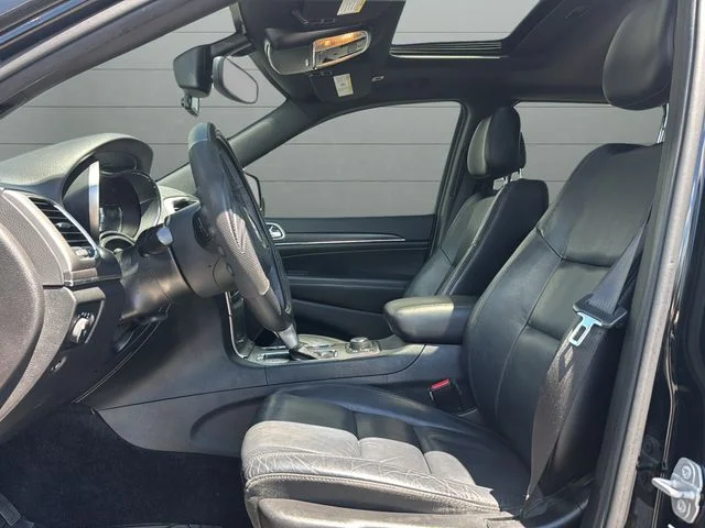 Used 2018 Black Jeep Limited image 10