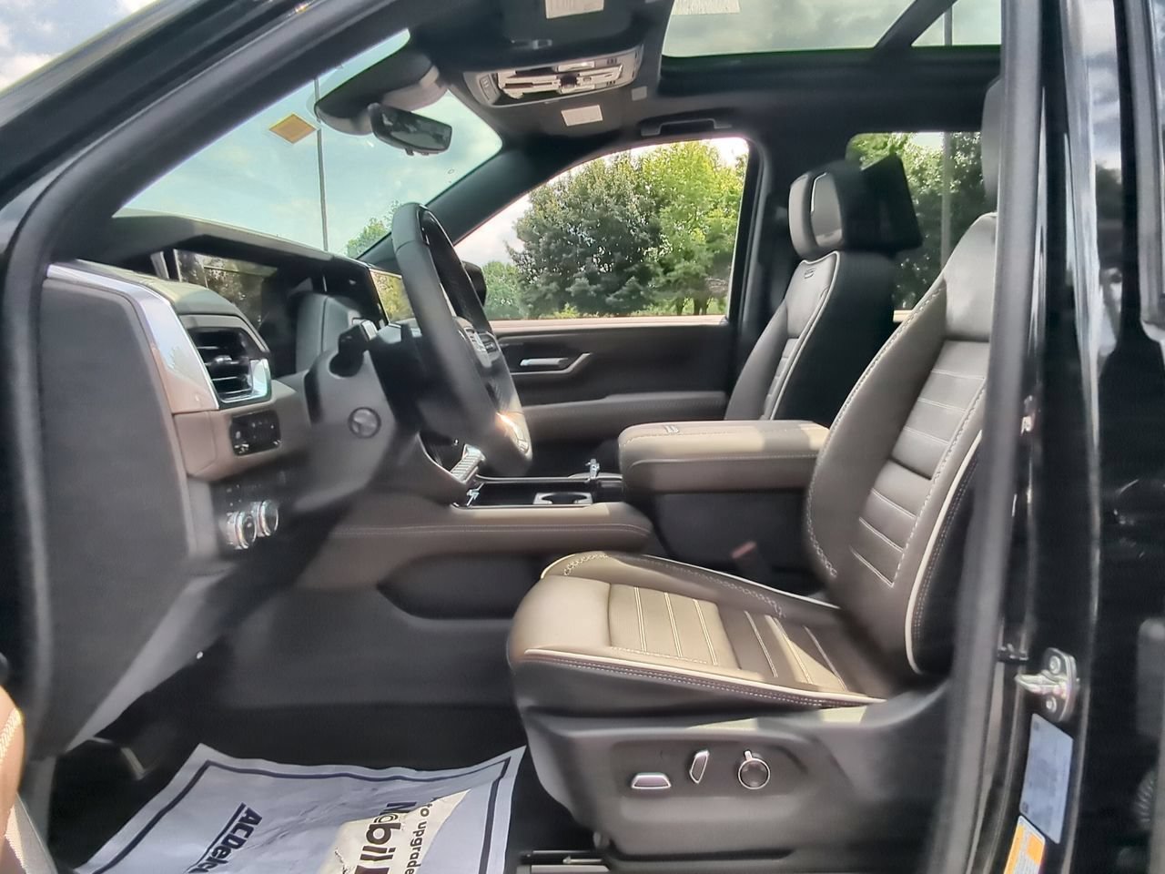 New 2026 Onyx Black GMC Denali Ultimate image 20