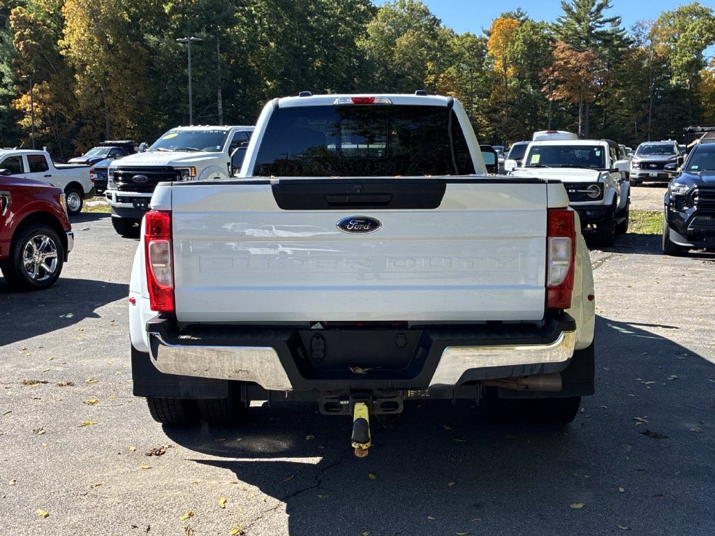 Used 2022 White Ford XL image 6
