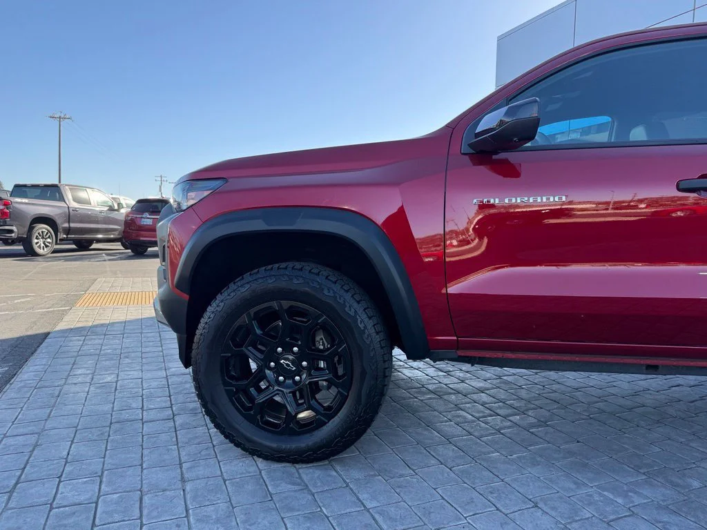 Used 2026 Radiant Red Tintcoat Chevrolet Trail Boss image 5