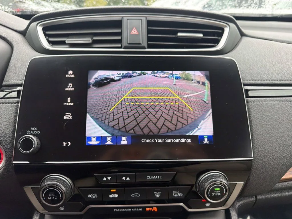 Used 2020  Honda EX-L image 23