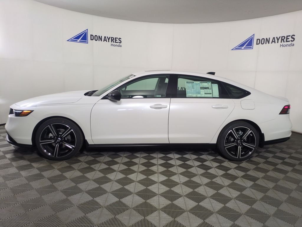 New 2026 Platinum White Pearl Honda SE image 2