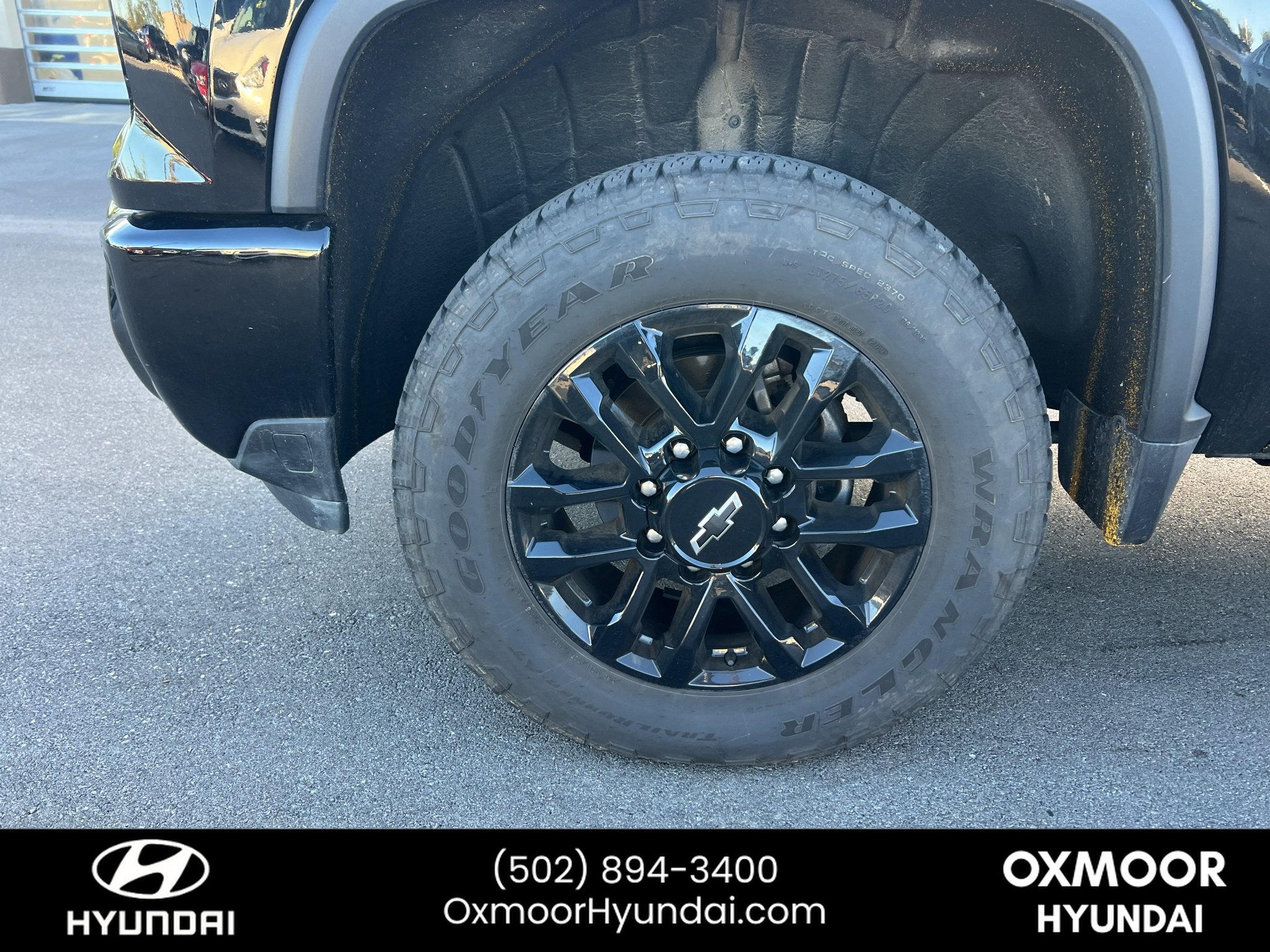 Used 2025 Black Chevrolet Custom image 5