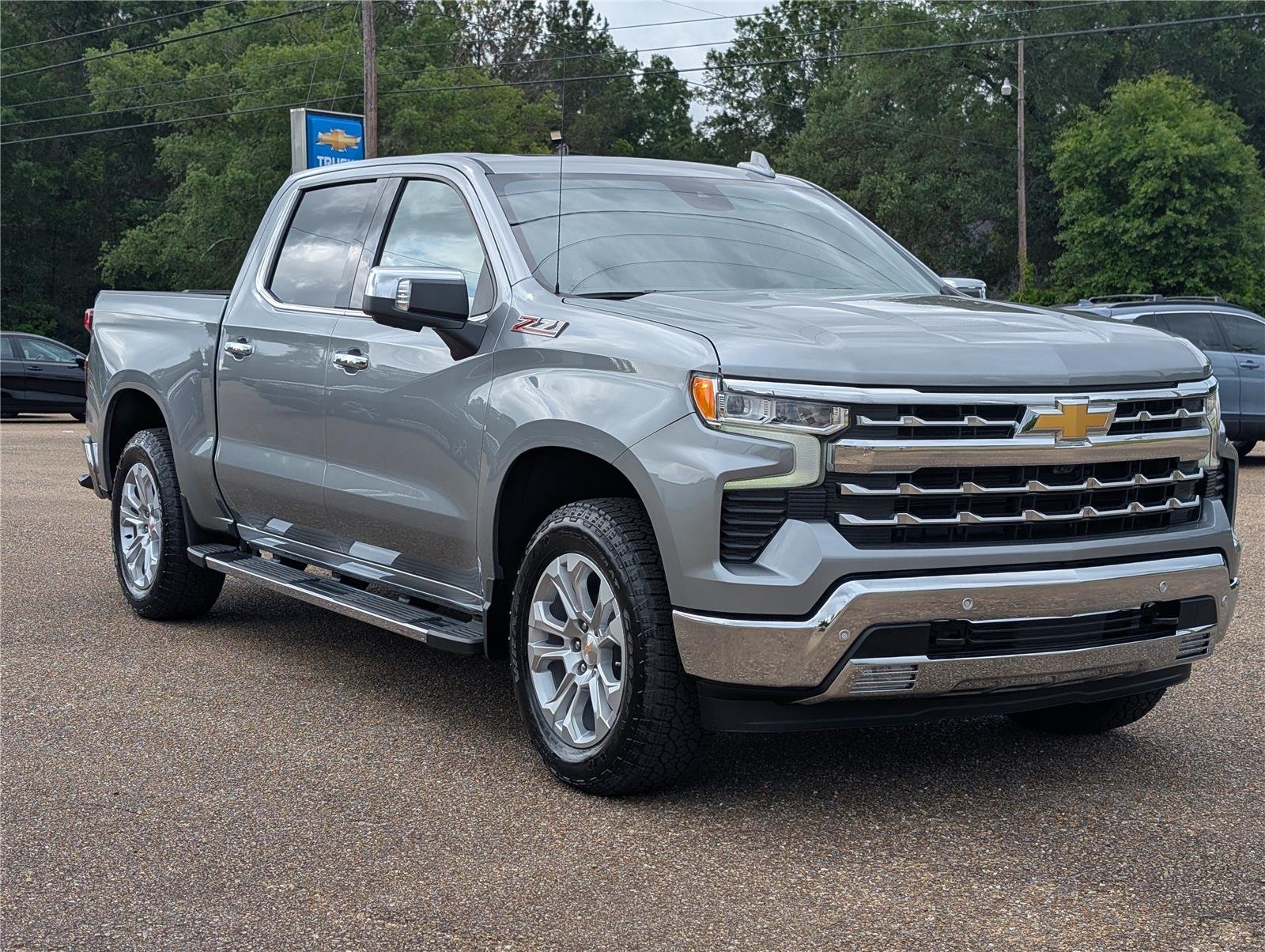 New 2026 Sterling Gray Metallic Chevrolet LTZ image 9
