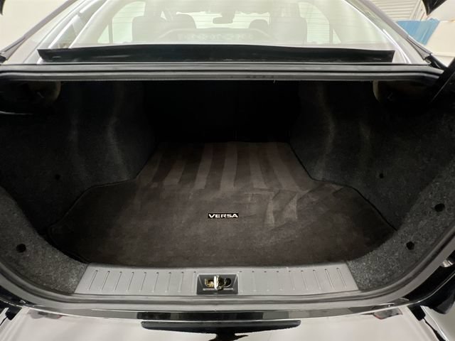 2024 Nissan Versa Sedan SV - Photo 36