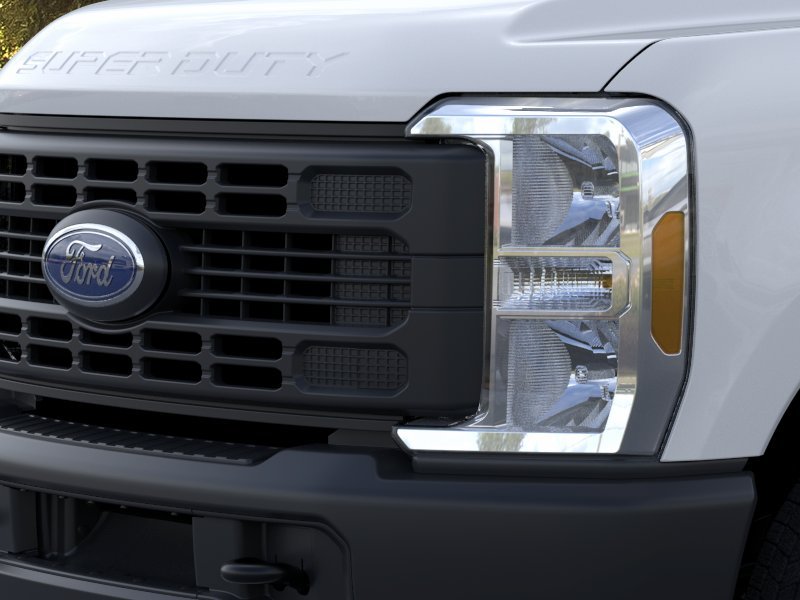 New 2026 Oxford White Ford F-350® XL image 17
