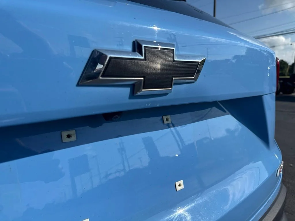 Used 2024 Blue Chevrolet 1RS image 19