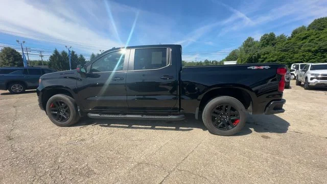 Used 2023 Black Chevrolet RST image 6