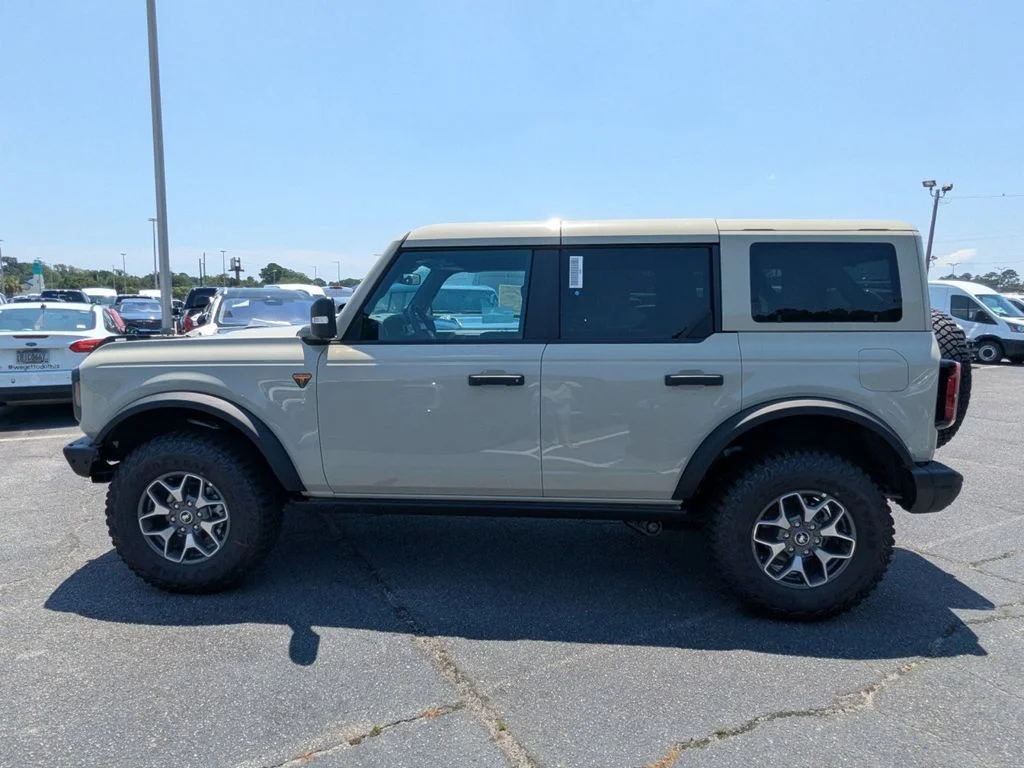 2025 Ford Bronco 4-Door Badlands - Photo 7