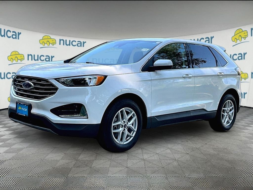 Used 2022 White Ford SEL image 3