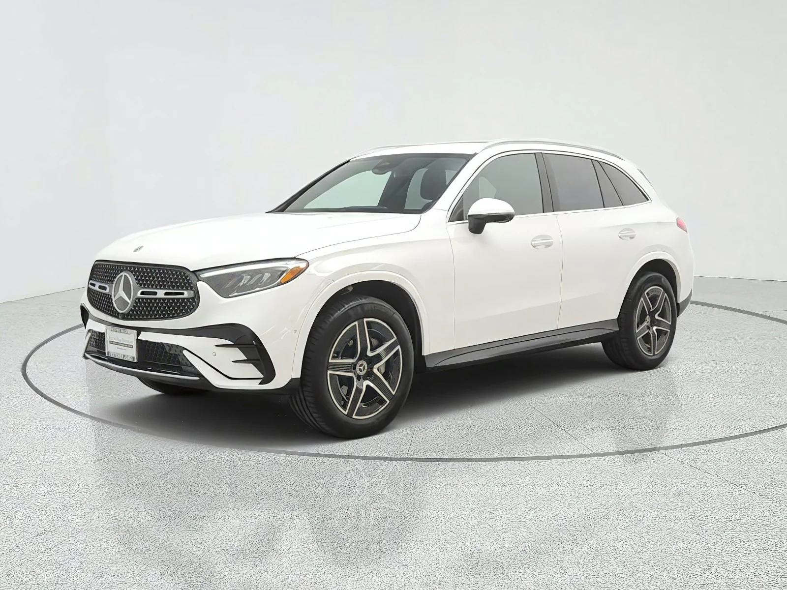 Used 2024 Polar White Mercedes-Benz GLC 300 SUV image 1