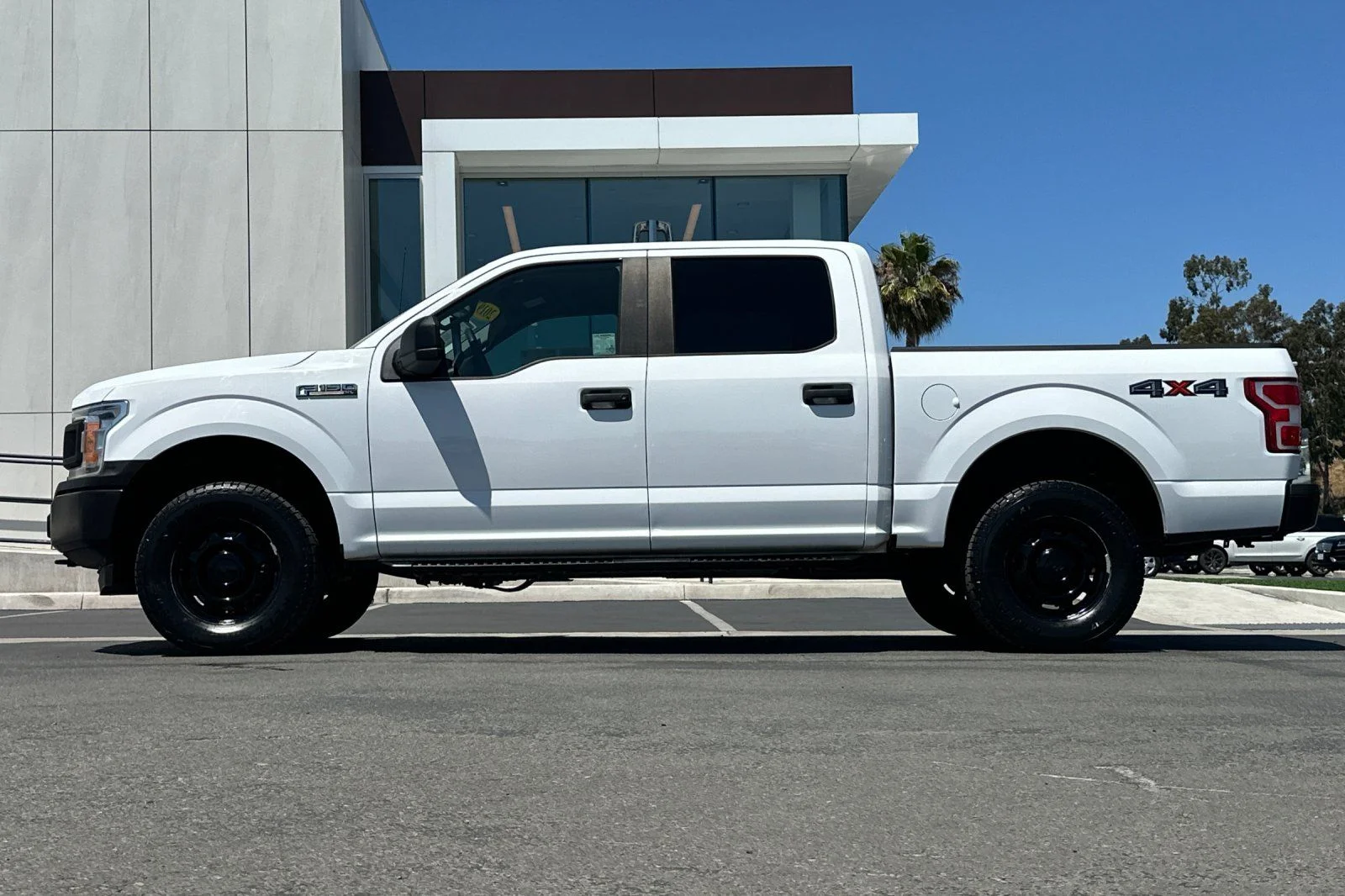 Certified Used 2019 White Ford XL image 6