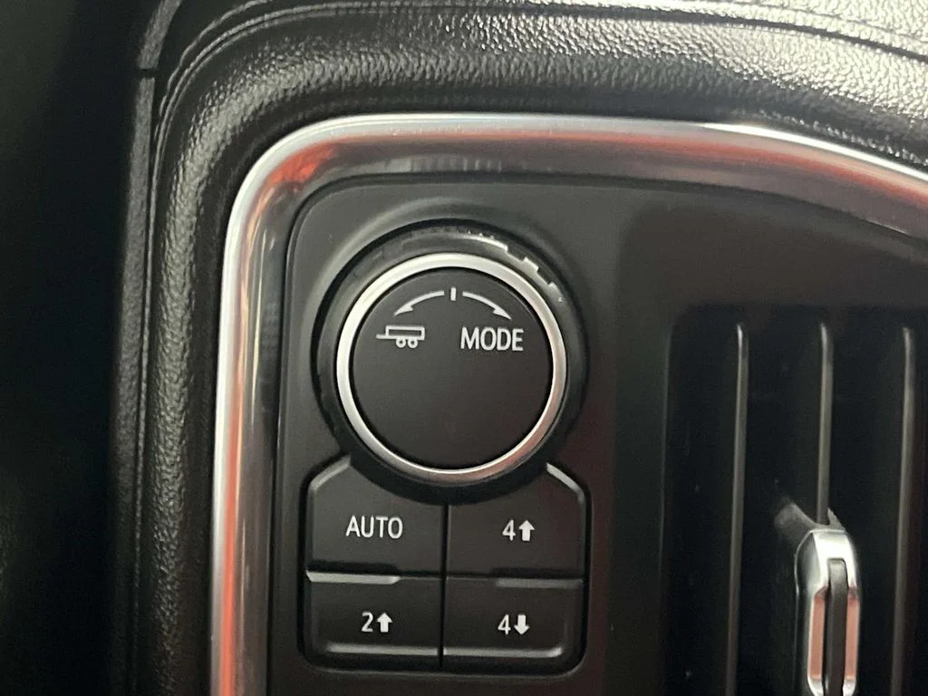 Used 2021 SUMMIT WHITE Chevrolet LT Trail Boss image 26