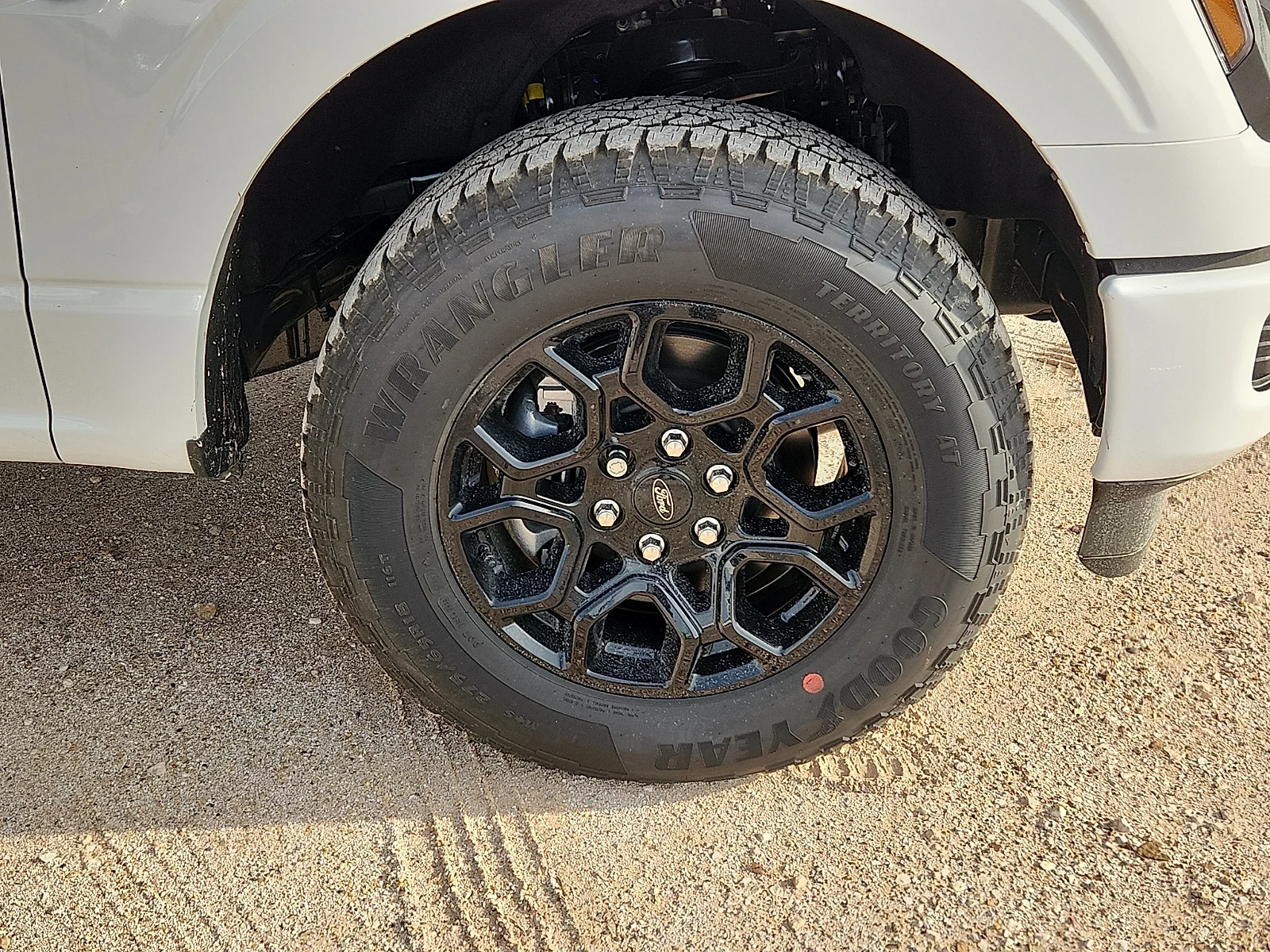 New 2026 Oxford White Ford STX image 9
