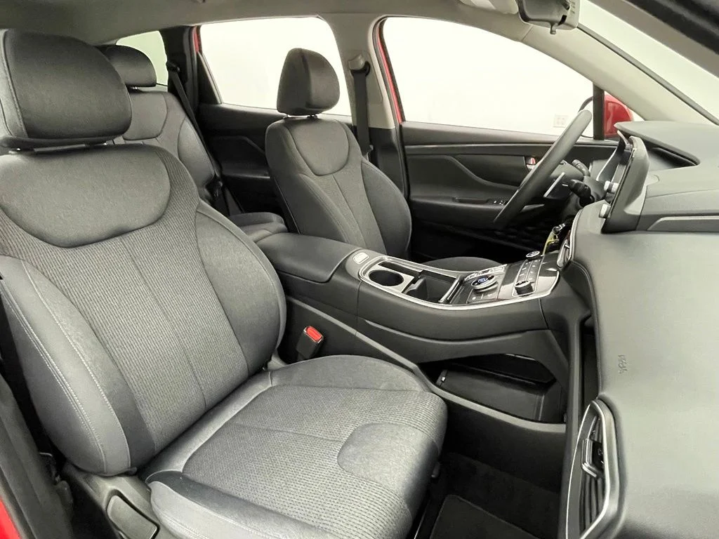 Used 2023 Calypso Red Hyundai SE image 29