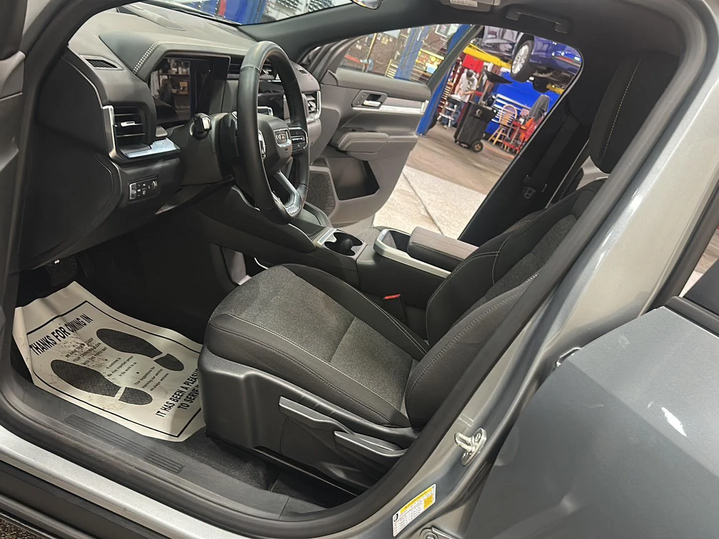 Used 2026 Sterling Metallic GMC AWD Elevation image 13
