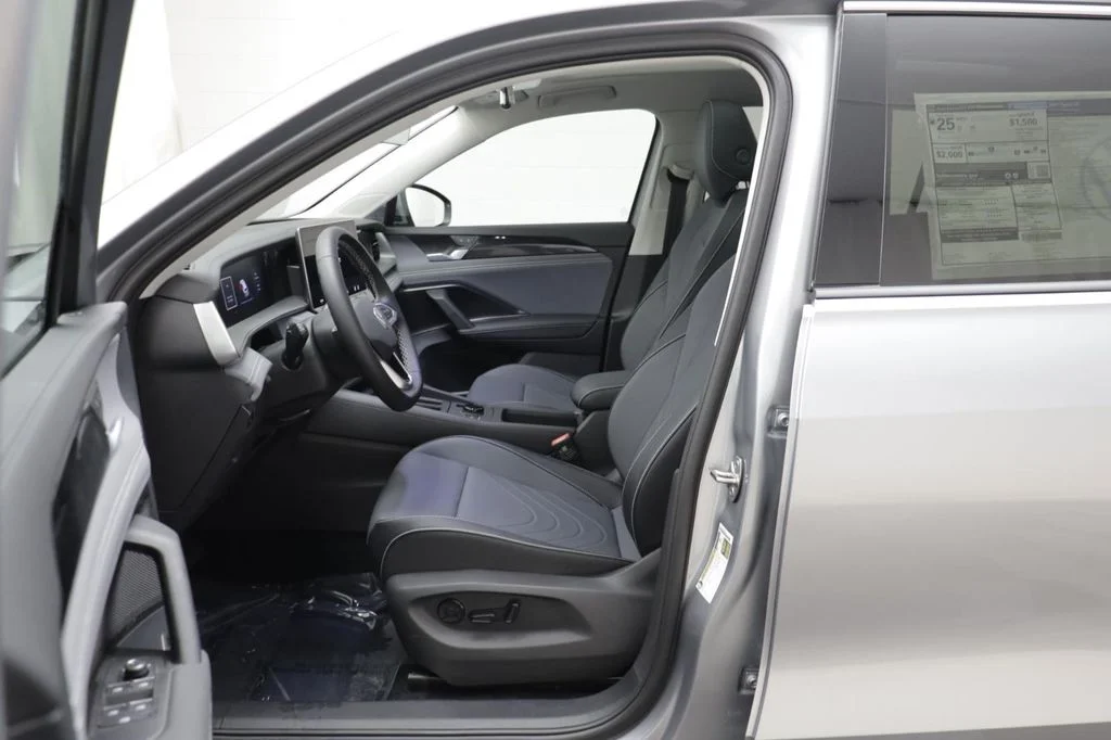 New 2026 Silver Volkswagen 2.0T SE image 6
