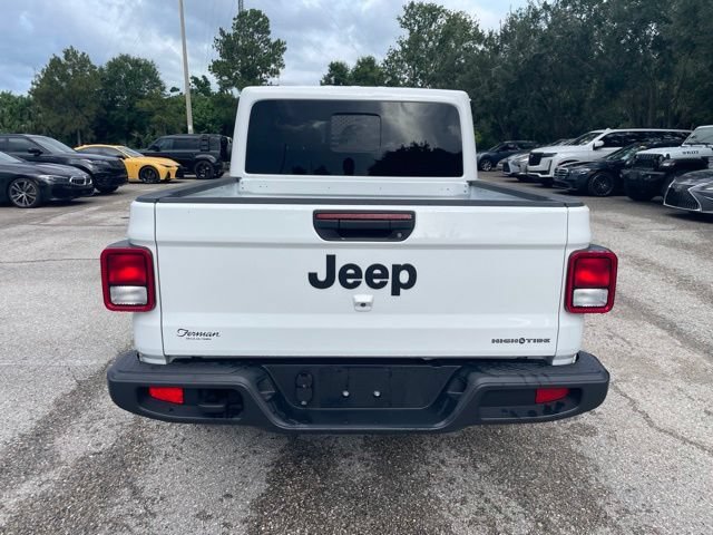 Used 2025 Bright White Clearcoat Jeep High Tide image 3