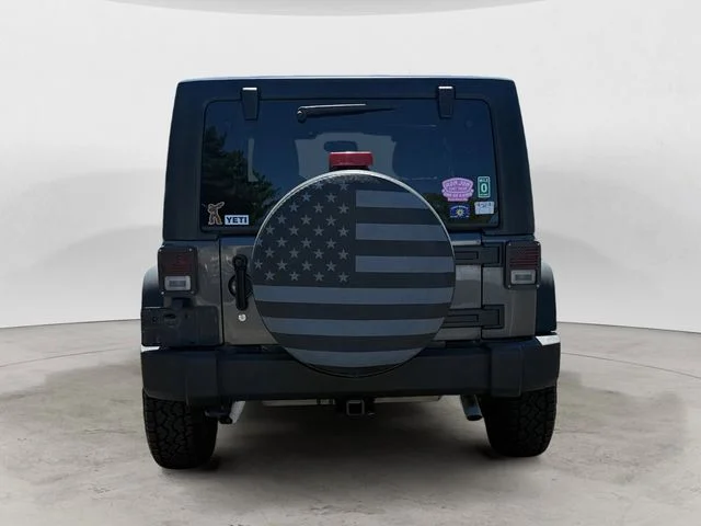 Used 2017 Gray Jeep Unlimited Sport image 4