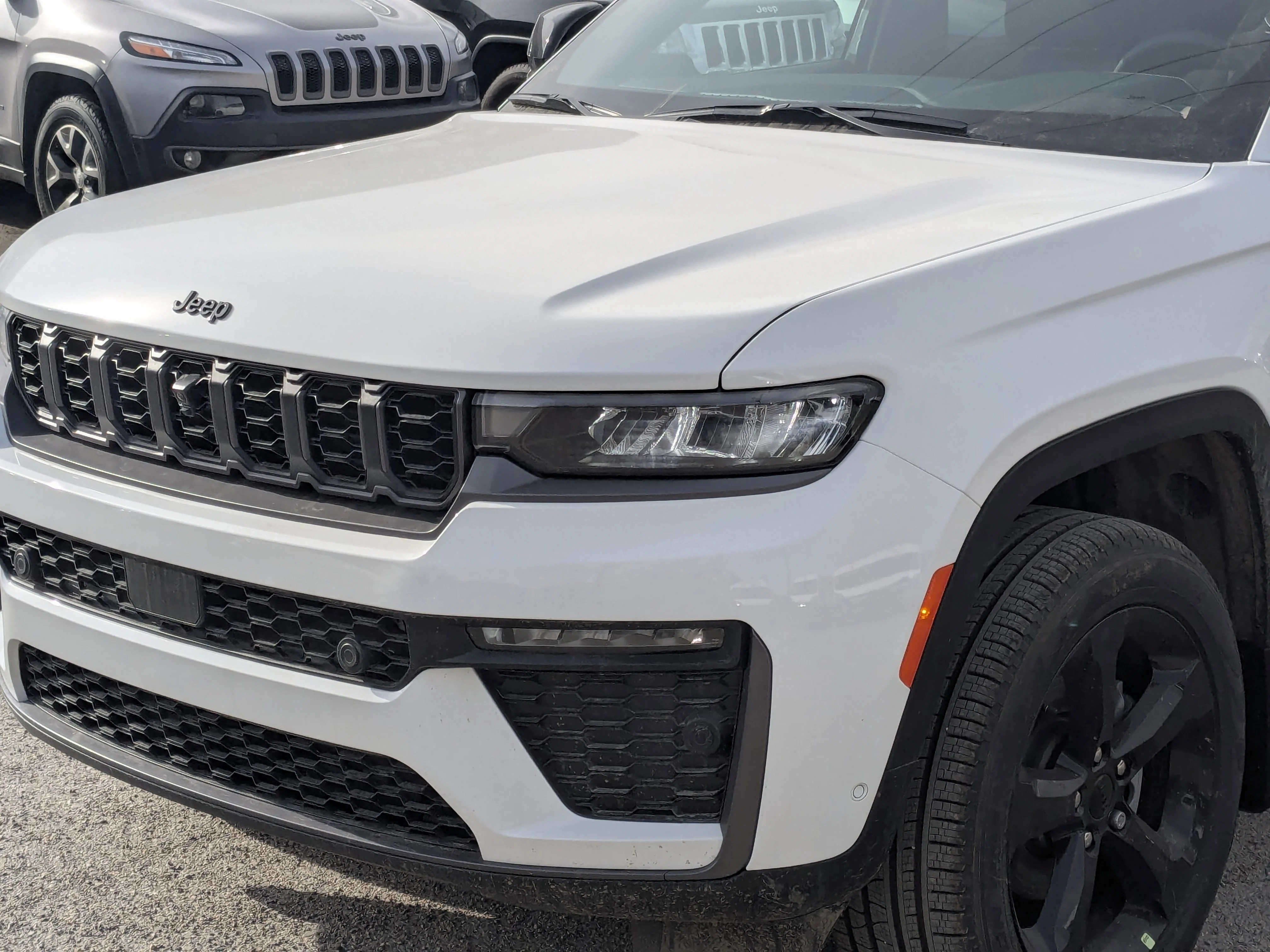New 2026 White Jeep Limited - - Ltd Altitude Pkg - Lux Tech Grp II - Pano Sunroof - 20 Black Wheels & More image 9