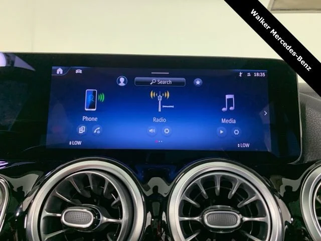 New 2025 Polar White Mercedes-Benz GLA 250 image 55