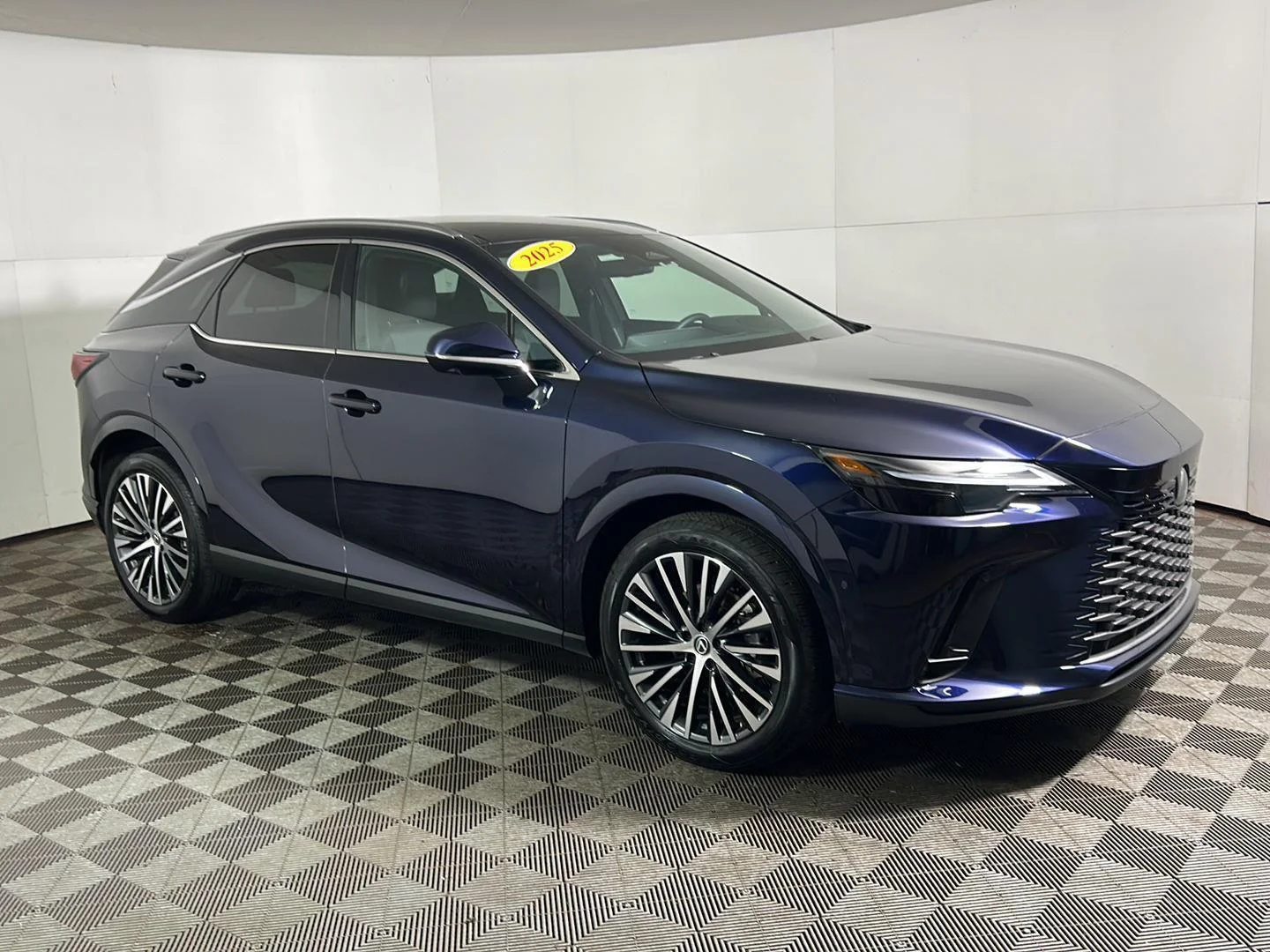 Used 2025 Nightfall Mica Lexus RX 350h Premium Plus image 6