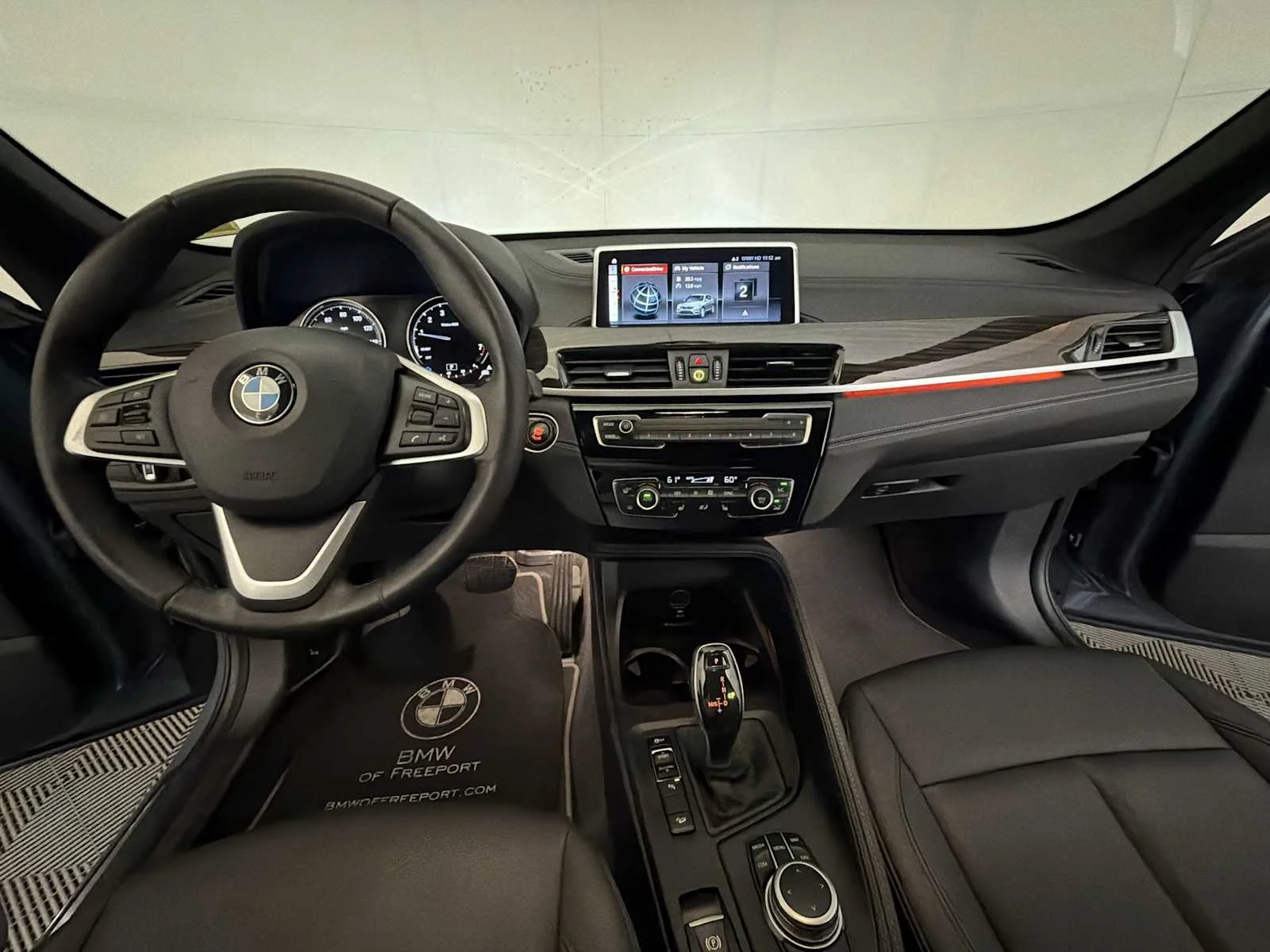 2021 BMW X1 28i - Photo 17