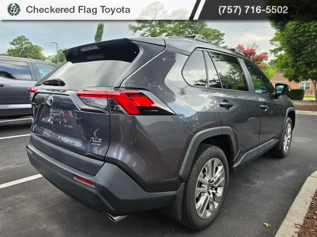 Used 2024 Magnetic Gray Metallic Toyota XLE Premium image 6