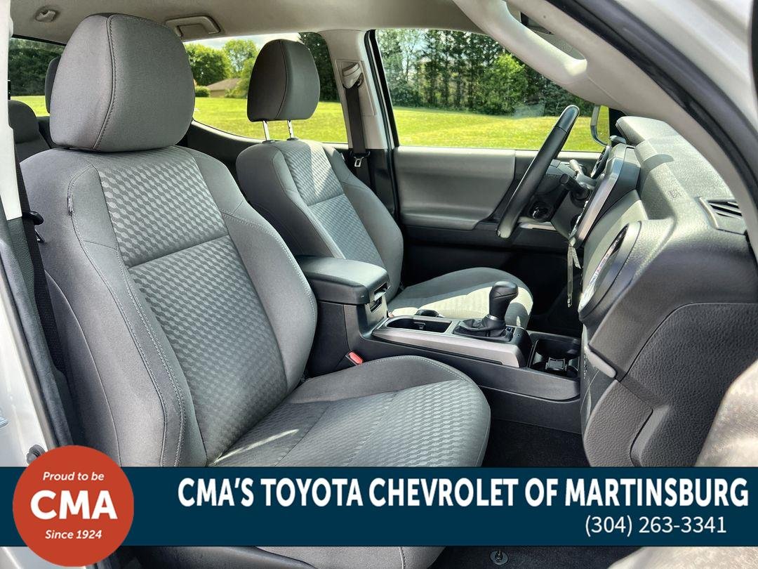 Used 2023 Ice Cap Toyota SR5 image 21