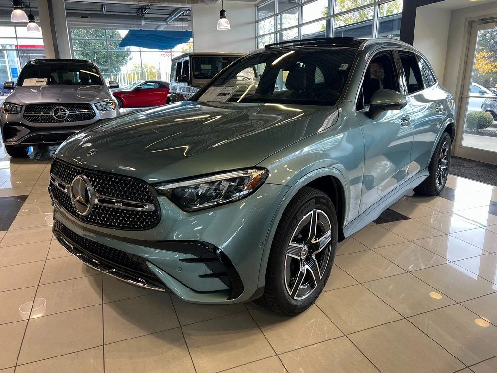 2026 Mercedes-Benz GLC
