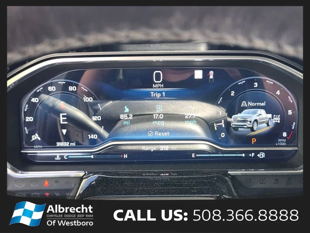 Used 2023 Black Chevrolet RST image 31