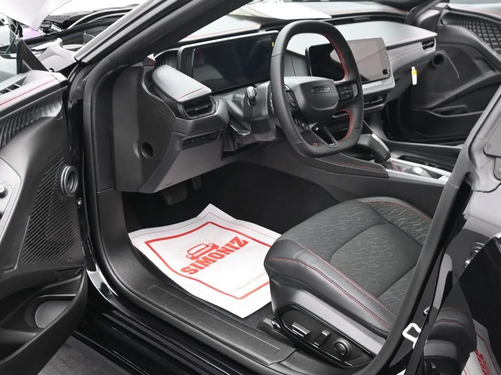 New 2026 Diamond Black Crystal Pearlcoat Dodge R/T image 14