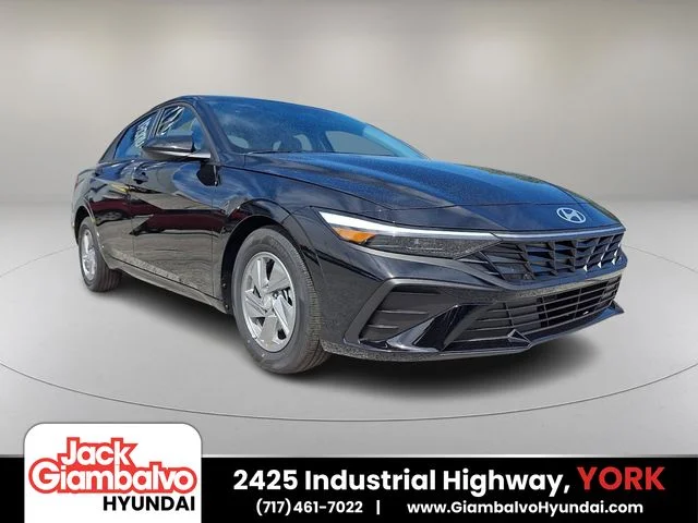 New 2026 Black Hyundai SE image 1