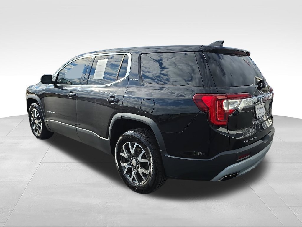Used 2020 Black GMC SLE image 3