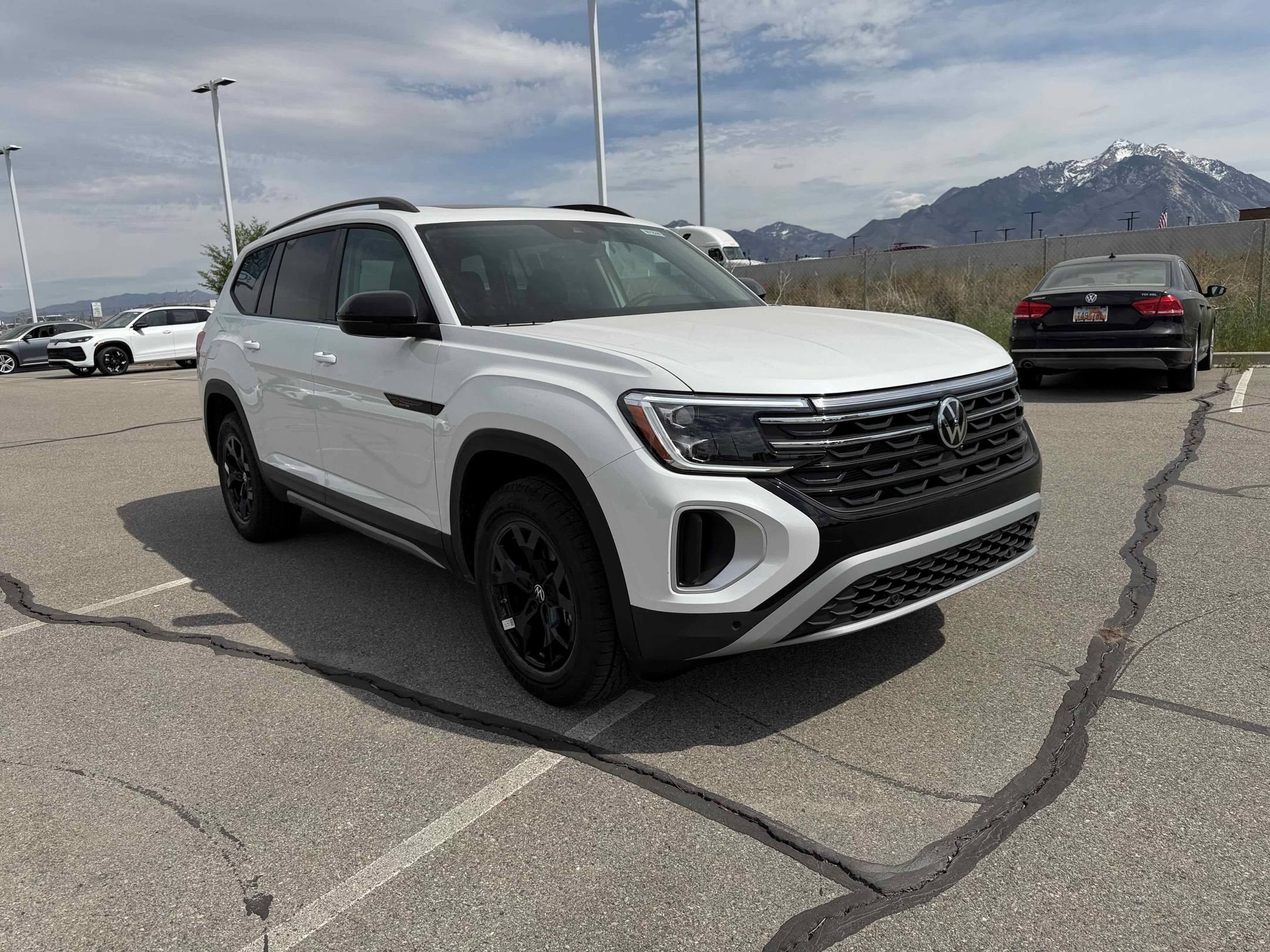 New 2026 Opal White Volkswagen 2.0T Peak Edition image 10