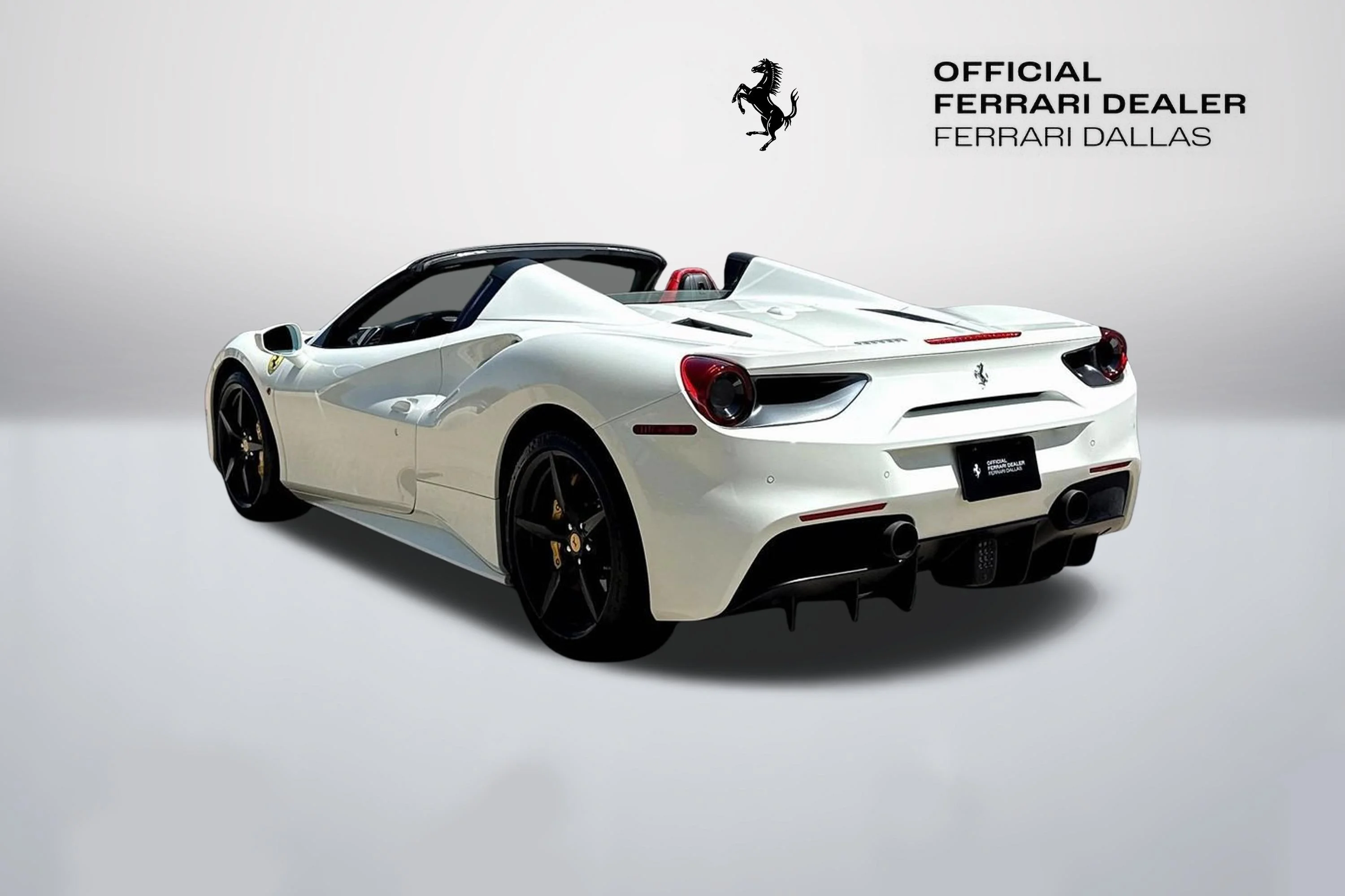 Certified Used 2019 Bianco Avus Ferrari  image 5