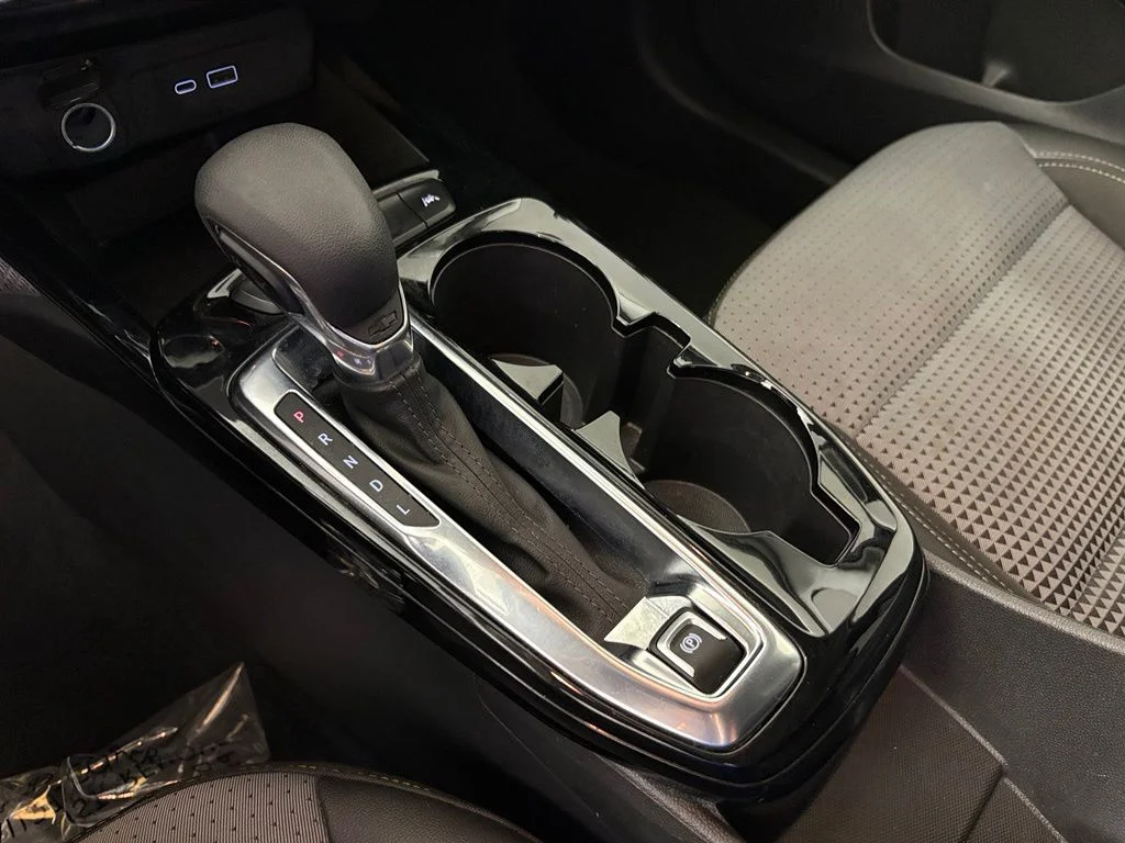 Used 2025 Gray Chevrolet LT image 28