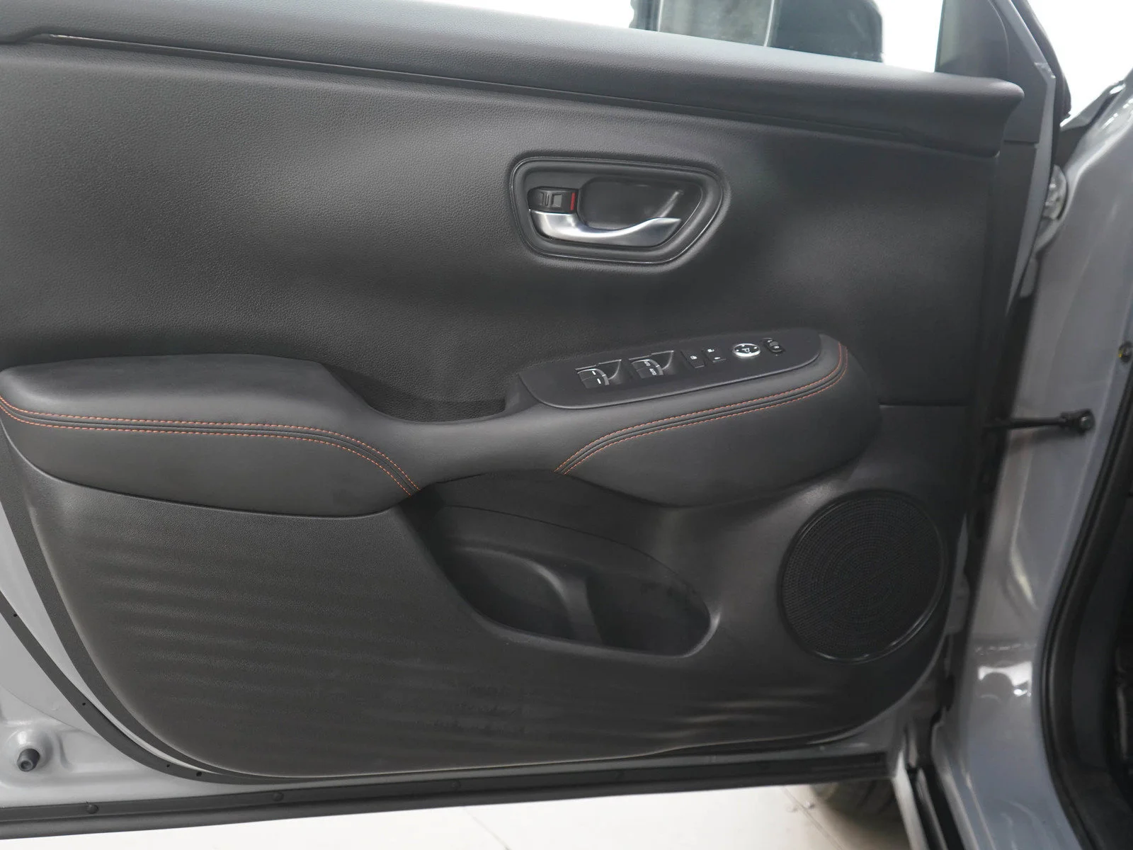 Used 2024 Sonic Gray Honda Sport image 18