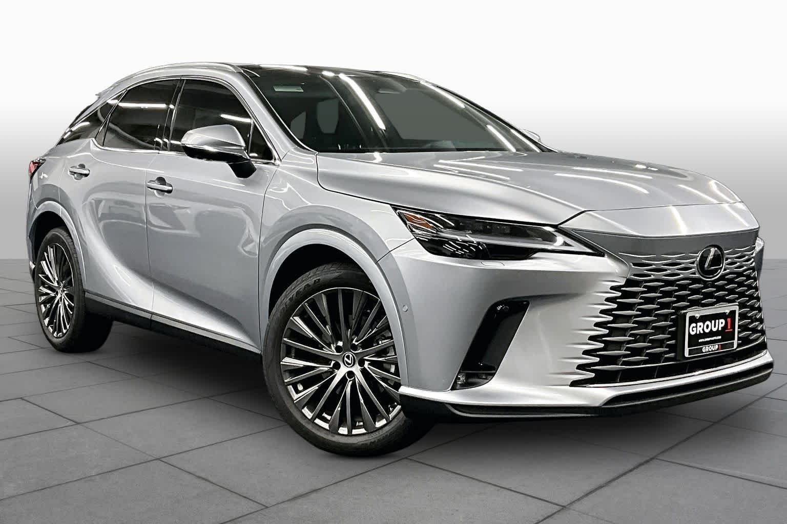Certified Used 2023 Iridium Lexus Luxury image 3
