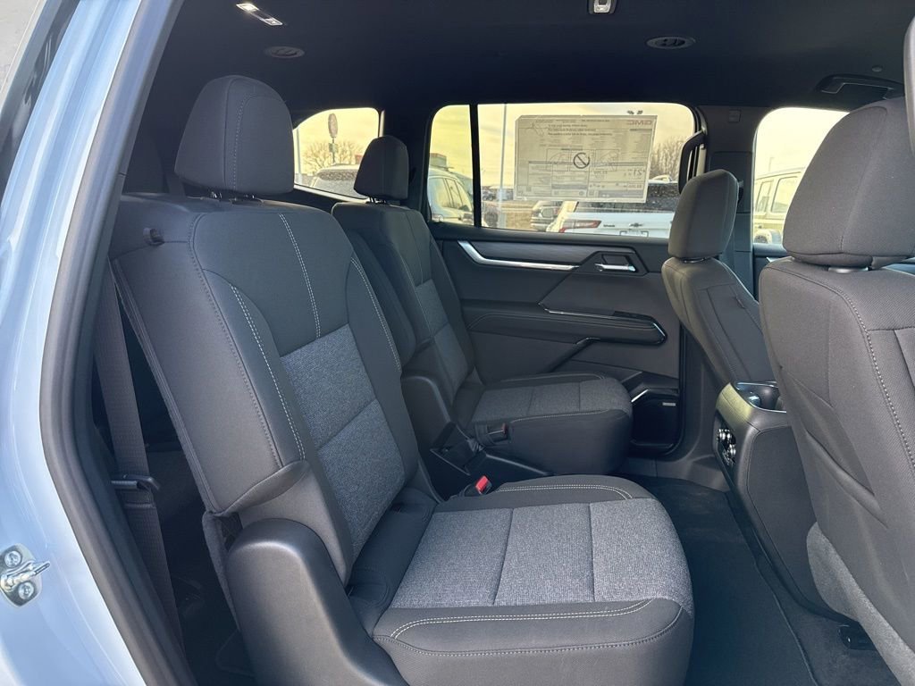 2026 GMC Acadia Elevation - Photo 12