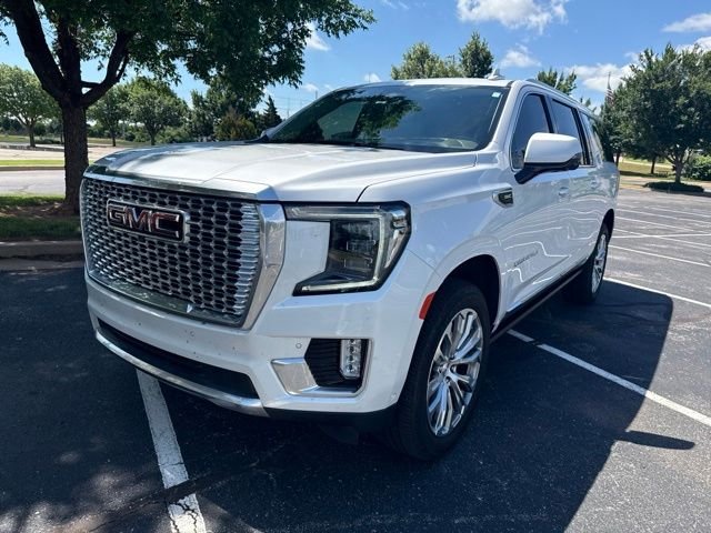 Used 2023 White GMC Denali image 1