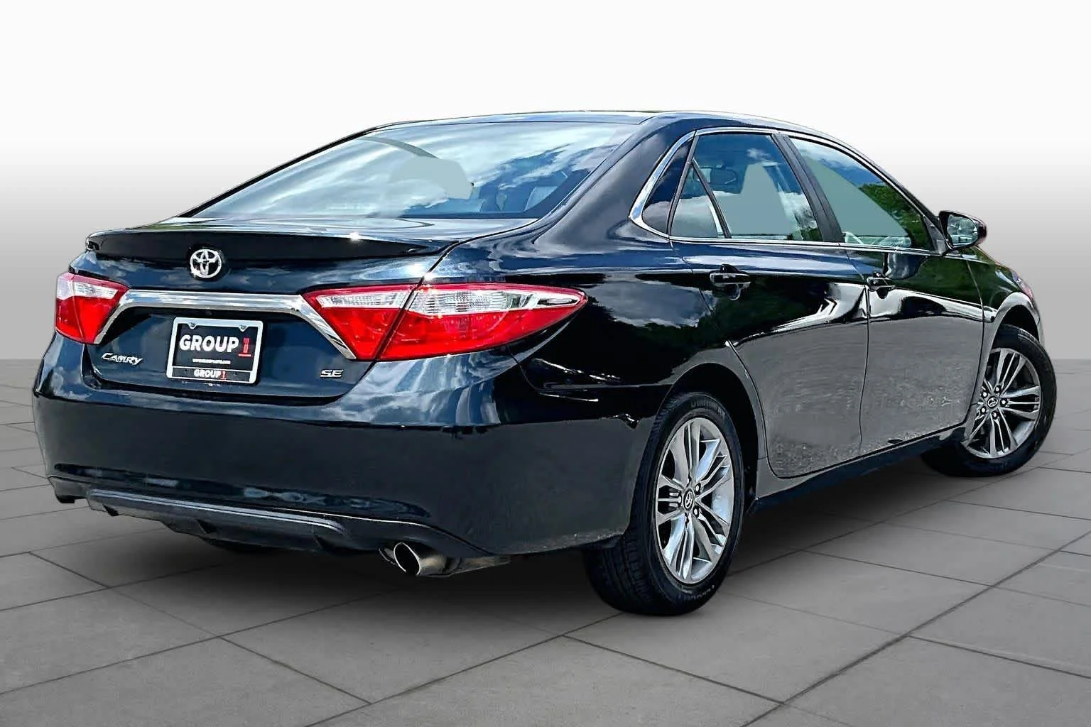 Used 2017 Cosmic Gray Mica Toyota SE image 13