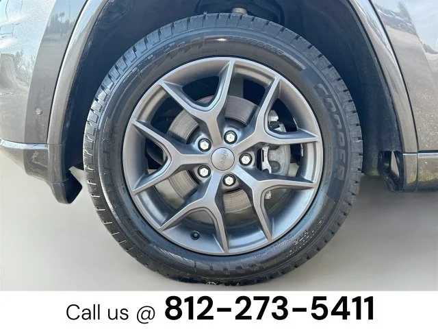 Used 2021 Gray Jeep Limited image 32