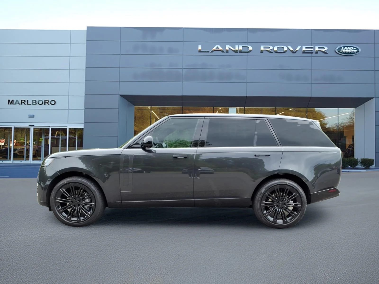 New 2026 Carpathian Grey Land Rover SE LWB image 6