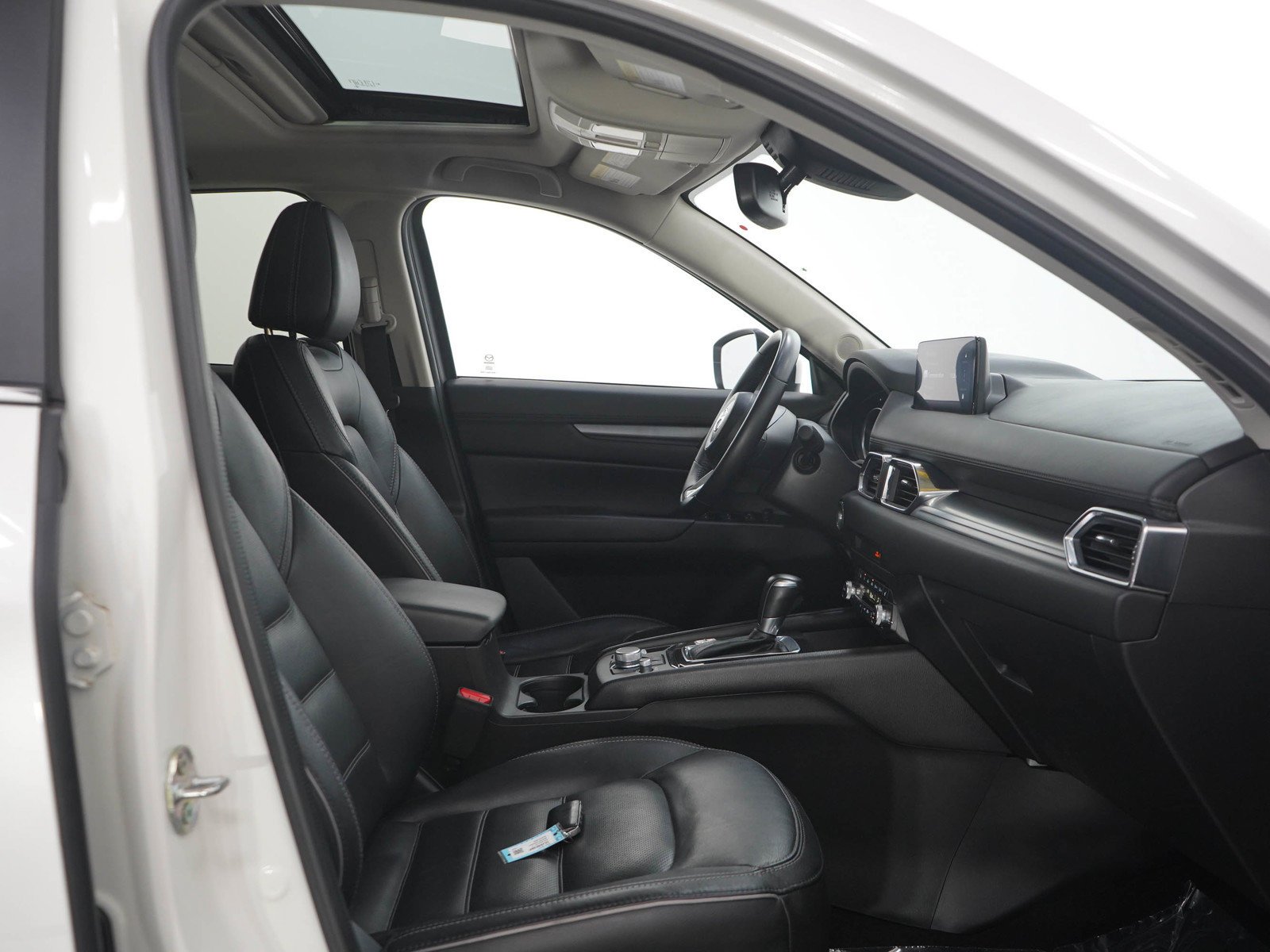 Used 2025 Rhodium White Metallic Mazda 2.5 S Preferred Package image 11