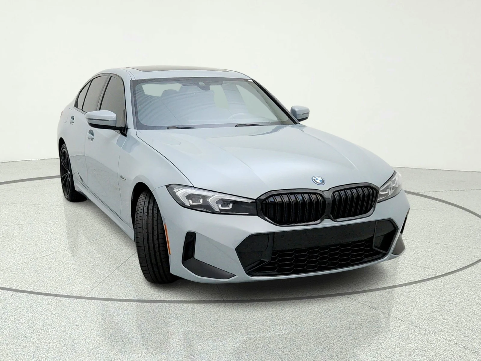 Used 2023 Brooklyn Grey Metallic BMW 330e image 4