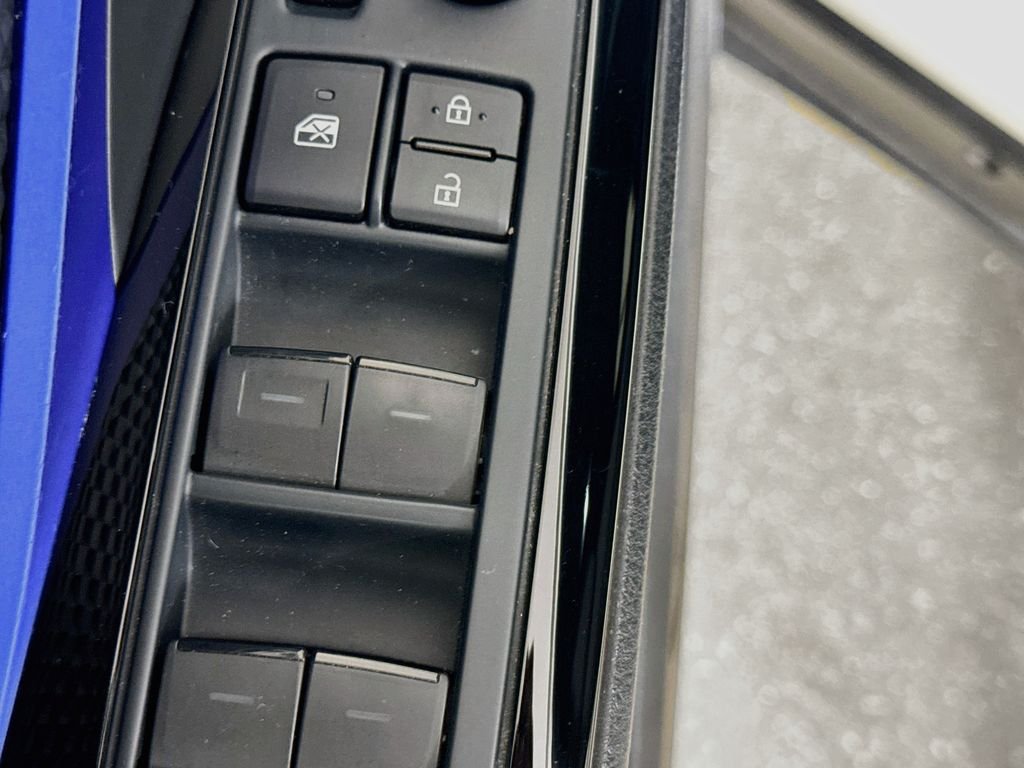 Used 2021 Blizzard Pearl Toyota XLE image 19
