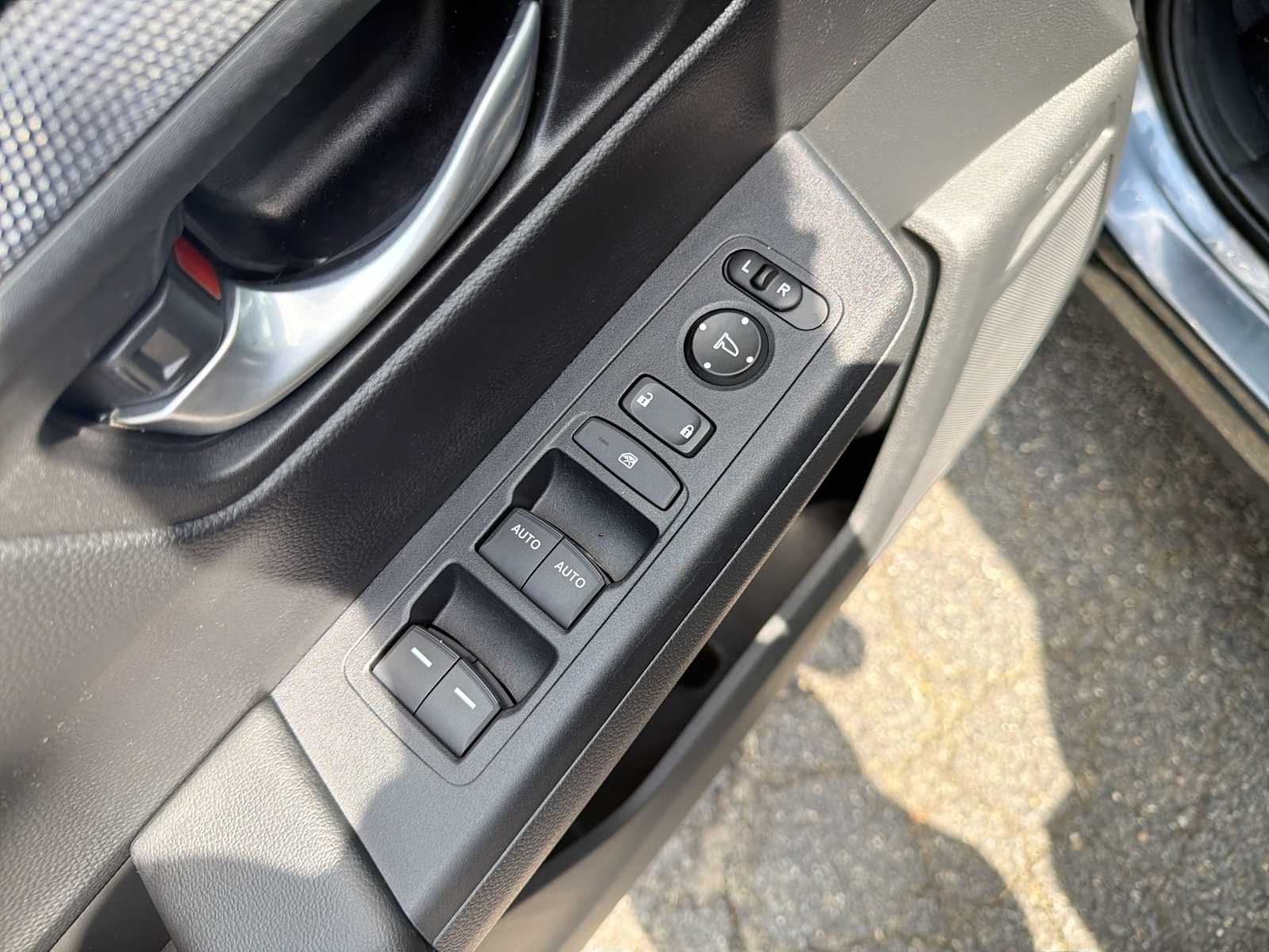2024 Honda CR-V EX - Photo 22